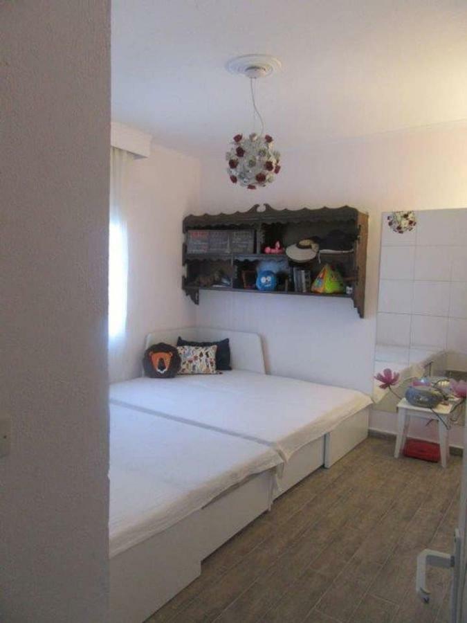 Pefkohori Apart. Near The Beach With Indor Parking And Yard Esterno foto